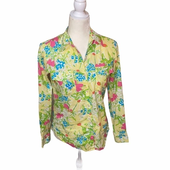 Lilly Pulitzer Resort Fit Button Down Shirt - Picture 1 of 10